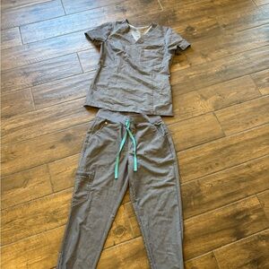 Figs Women's Gray Scrub Set with Teal Drawstring (top and joggers $45 for set)